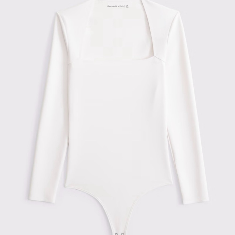 Abercrombie & Fitch Ava Long-Sleeve Sculpt Matte Bodysuit
